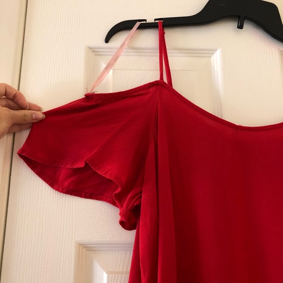 Off the shoulder top - Picture 2 of 5